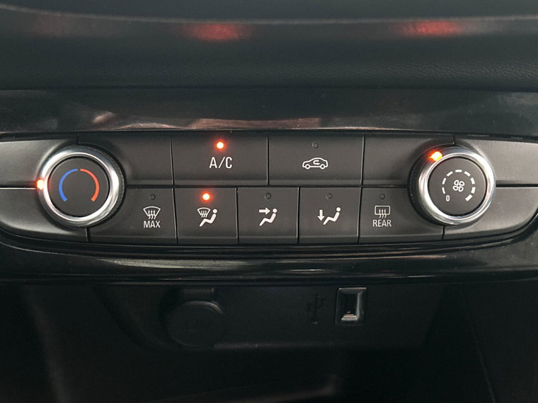 Vehicle Image 28