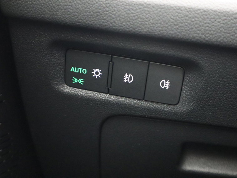 Vehicle Image 38