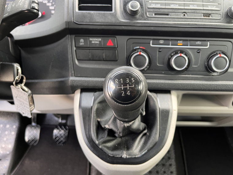 Vehicle Image 28