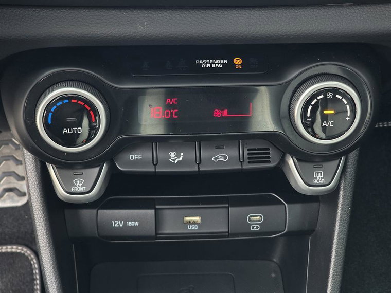 Vehicle Image 24