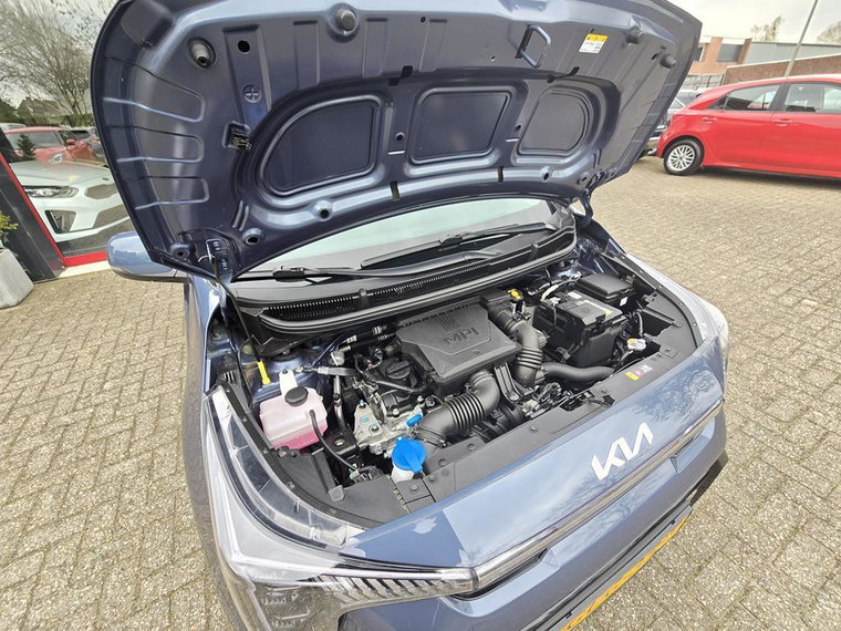 Vehicle Image 37