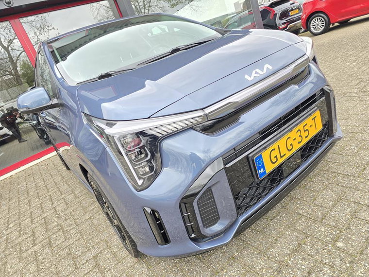 Vehicle Image 50