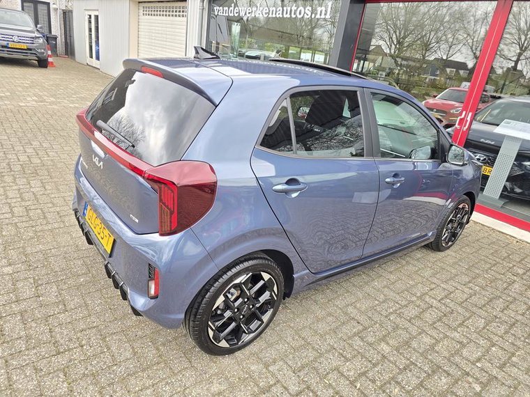 Vehicle Image 53