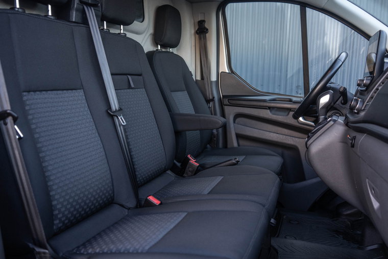 Vehicle Image 13