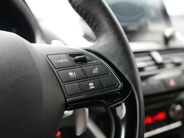 Vehicle Image 26