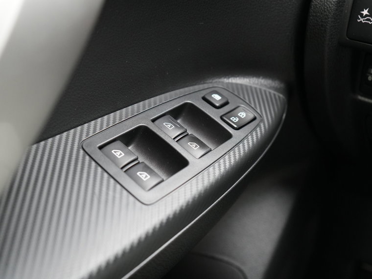 Vehicle Image 40