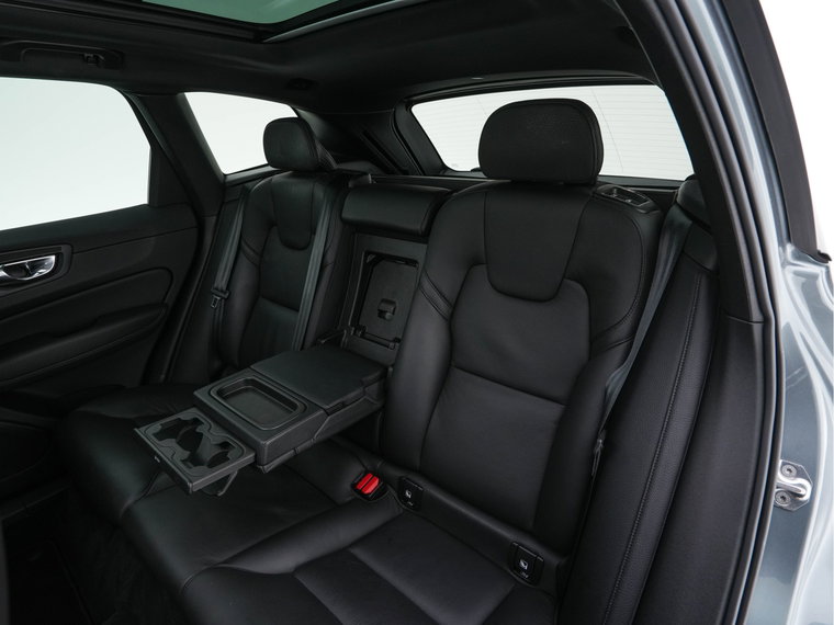 Vehicle Image 26