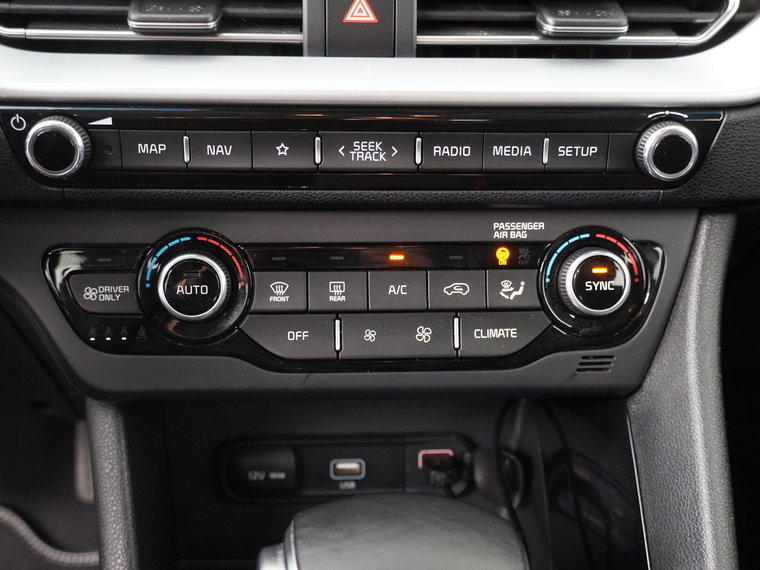 Vehicle Image 33