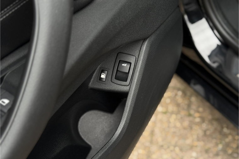 Vehicle Image 50