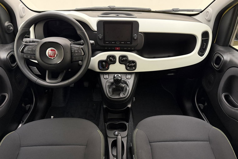 Vehicle Image 15