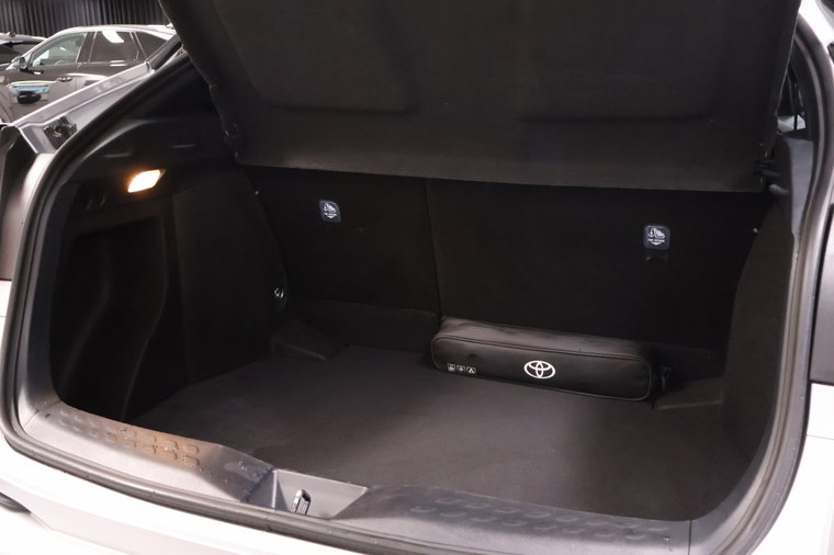Vehicle Image 31