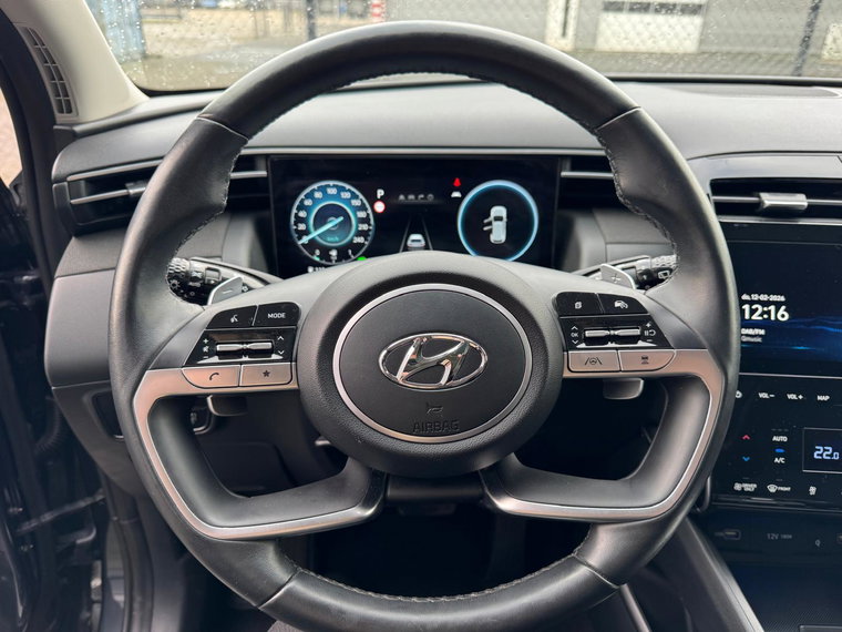Vehicle Image 17