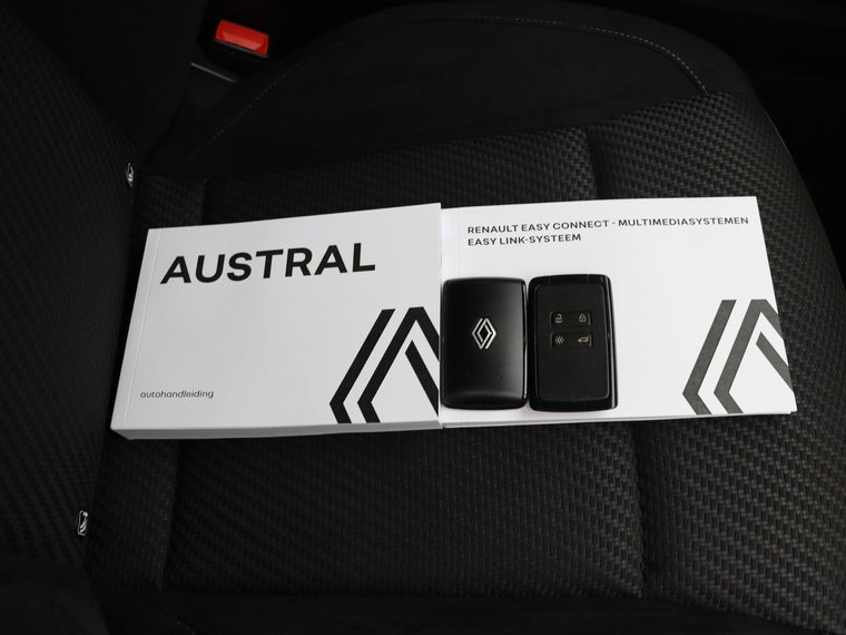 Vehicle Image 43