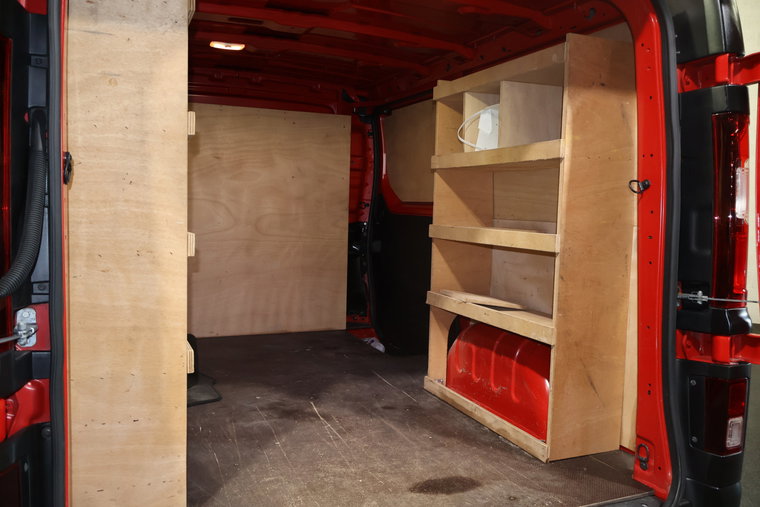 Vehicle Image 13
