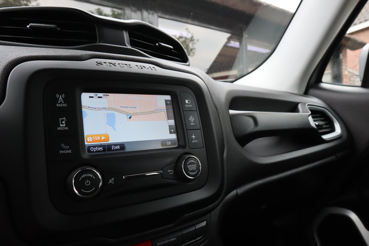 Vehicle Image 13