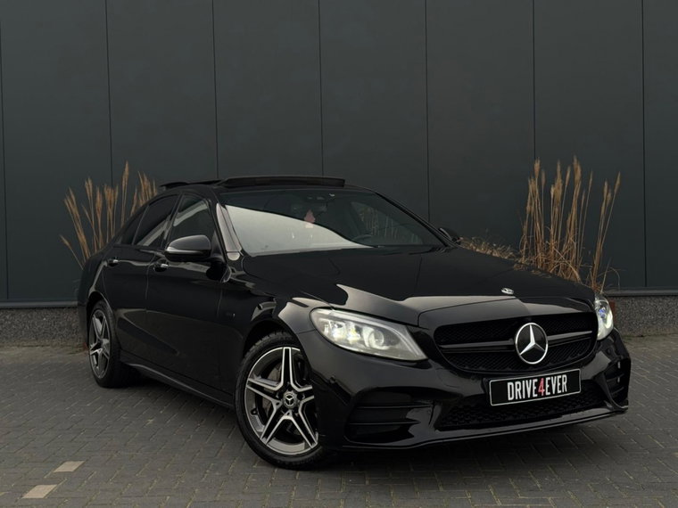 Vehicle Image 26