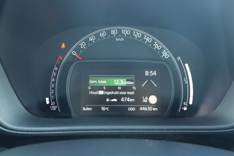 Vehicle Image 6