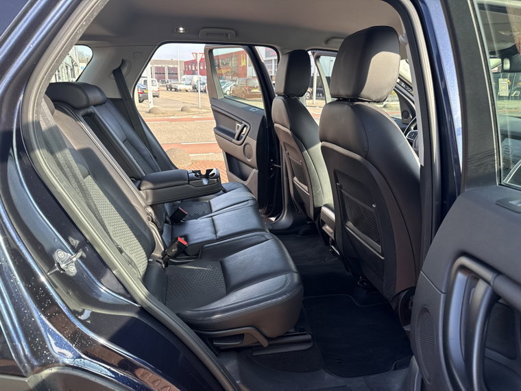 Vehicle Image 41