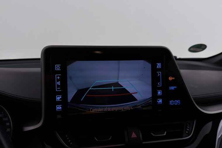 Vehicle Image 18