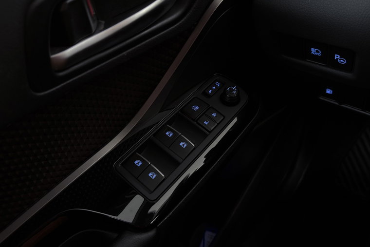Vehicle Image 32