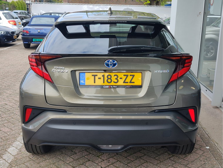 Vehicle Image 4