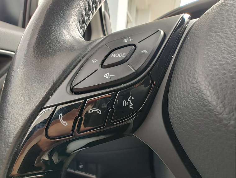Vehicle Image 24