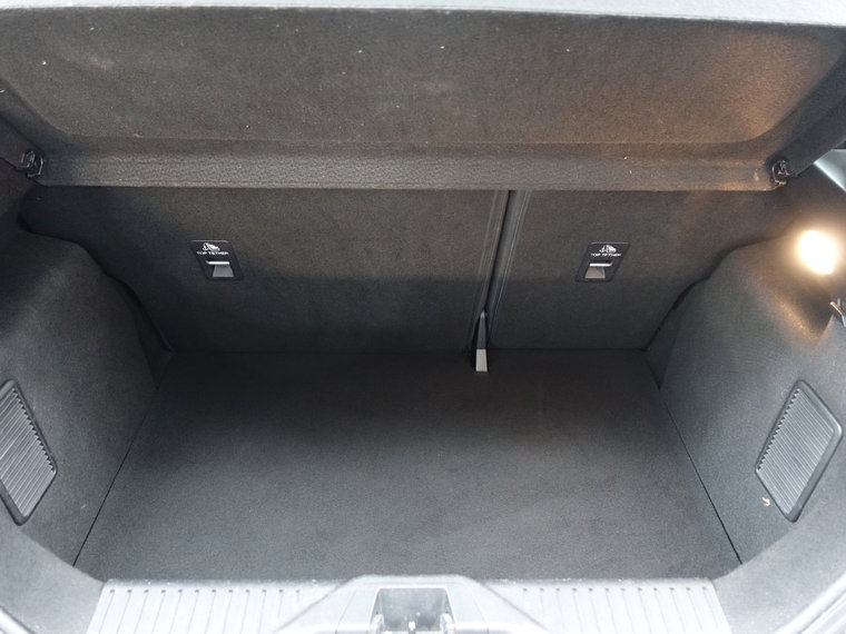 Vehicle Image 33