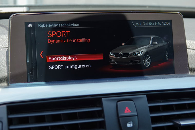 Vehicle Image 35