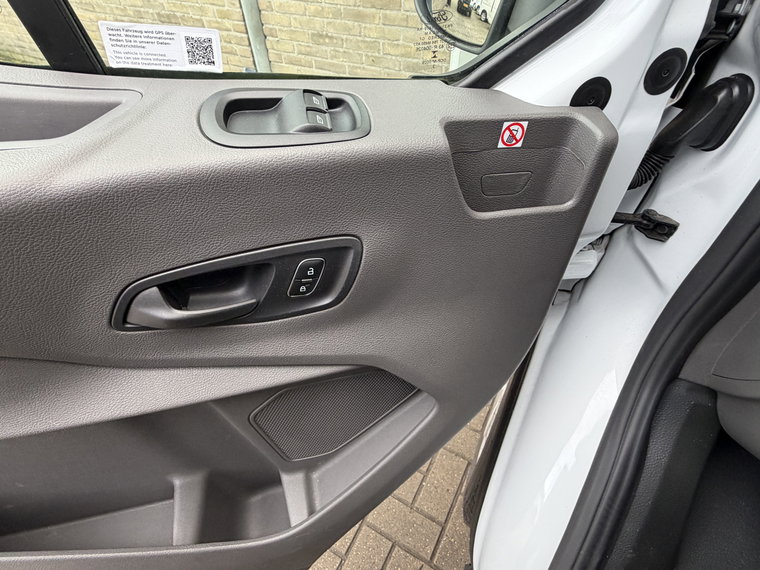 Vehicle Image 26