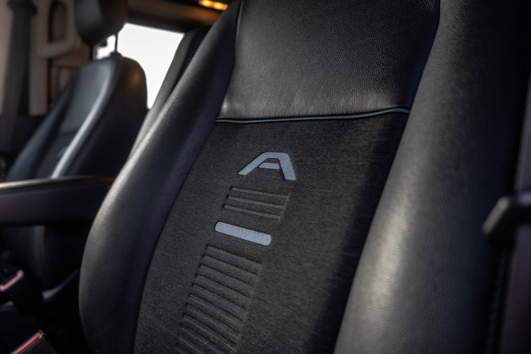 Vehicle Image 30