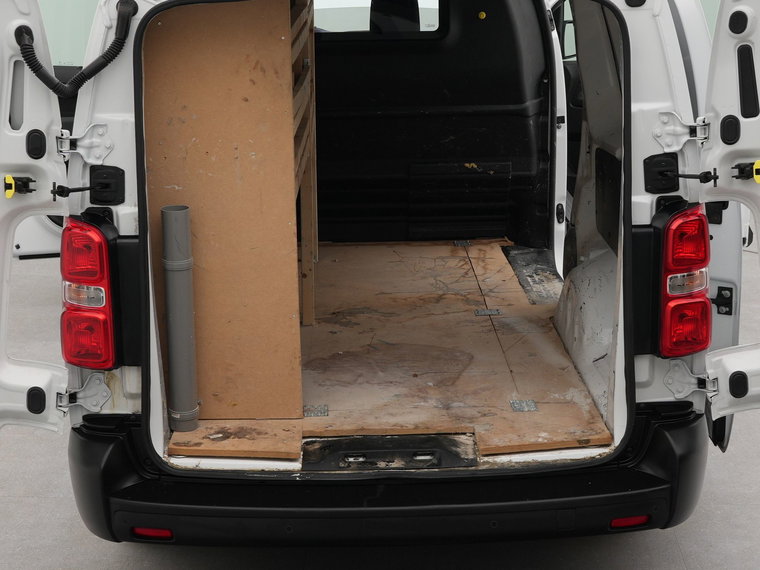 Vehicle Image 39
