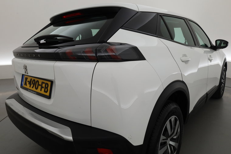 Vehicle Image 40
