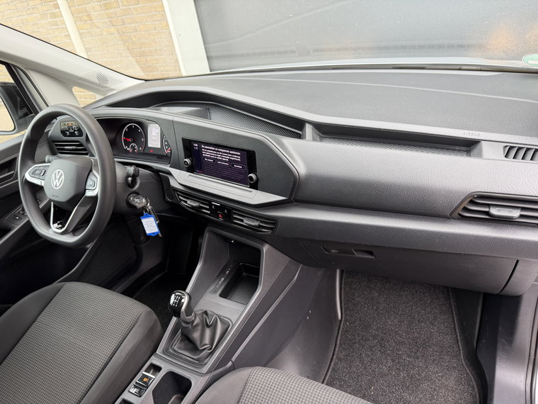 Vehicle Image 24