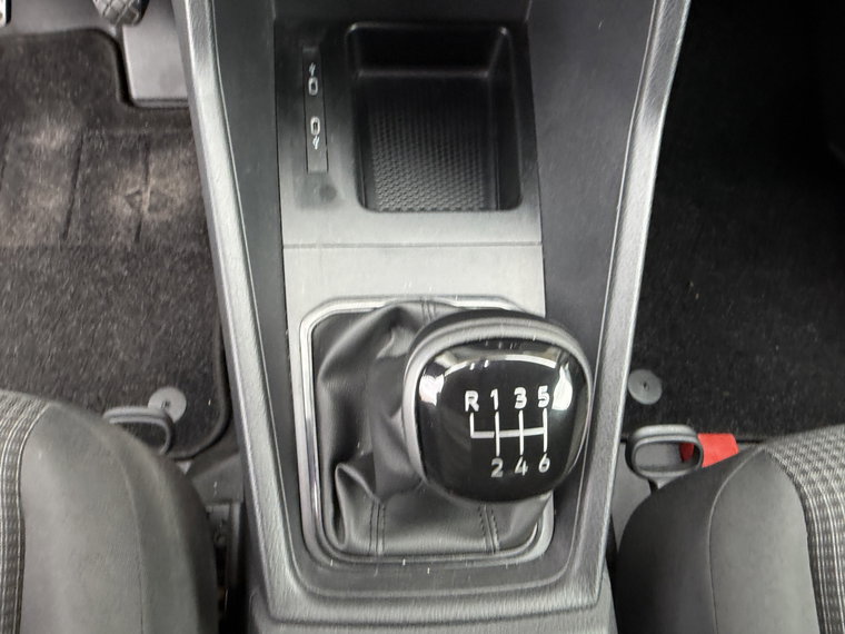 Vehicle Image 39
