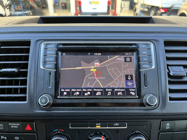 Vehicle Image 37