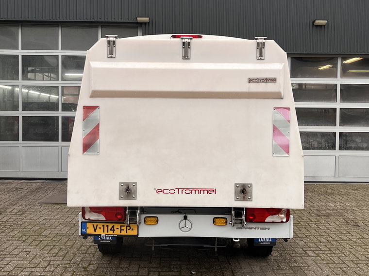 Vehicle Image 27