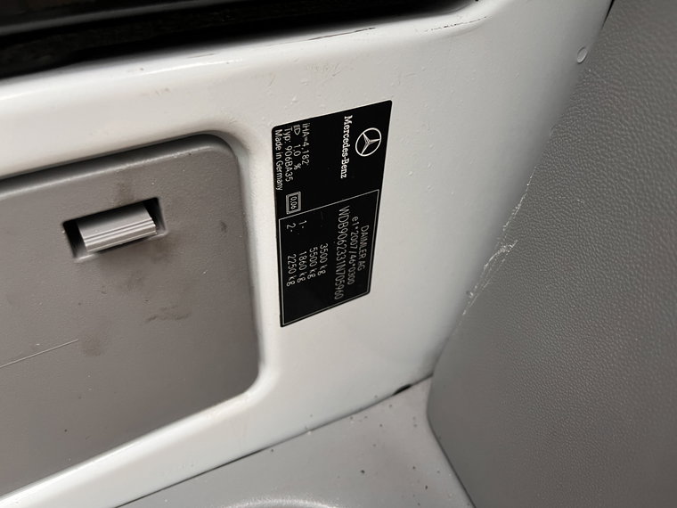 Vehicle Image 40