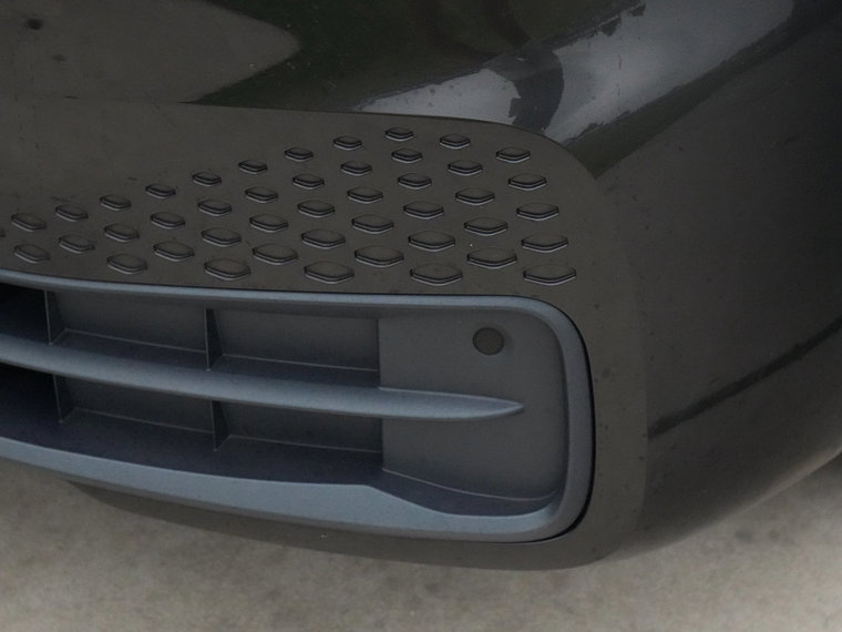 Vehicle Image 38