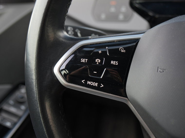 Vehicle Image 53