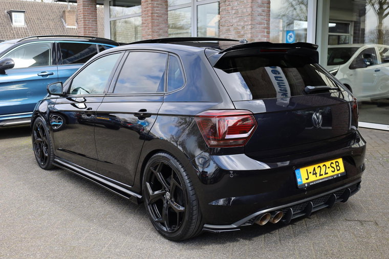 Vehicle Image 40