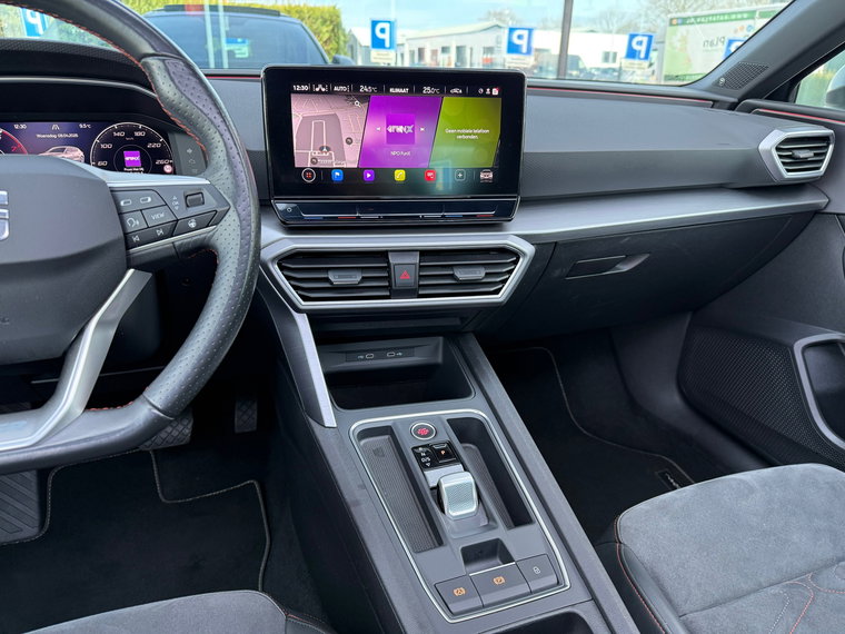 Vehicle Image 36