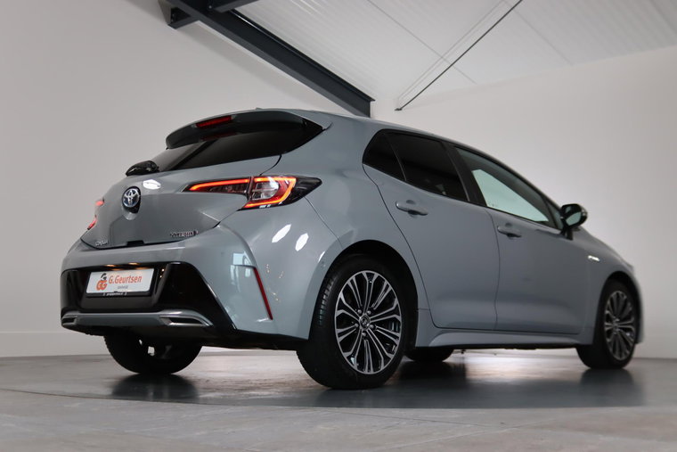Vehicle Image 15