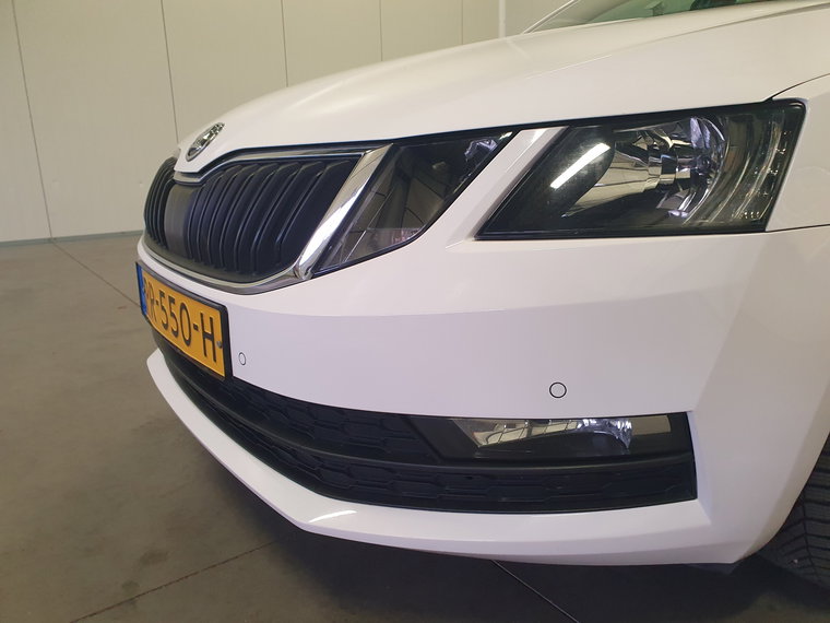 Vehicle Image 23