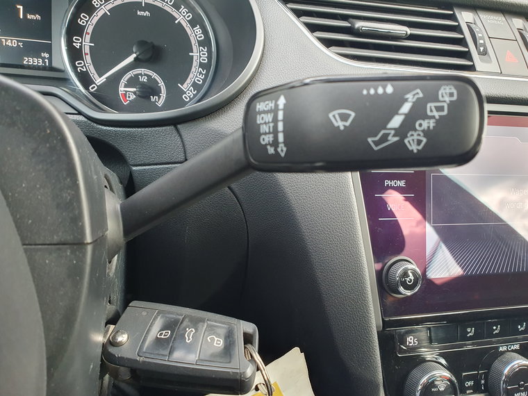 Vehicle Image 35
