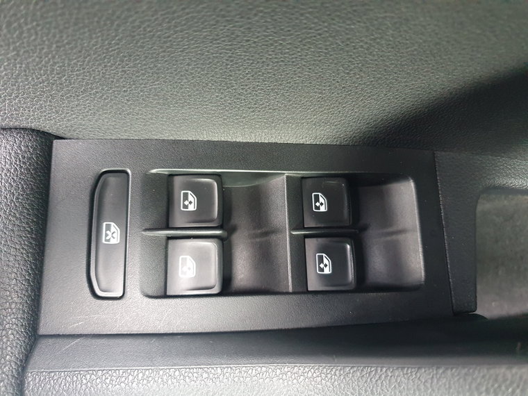 Vehicle Image 39