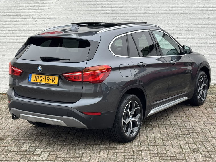 Vehicle Image 40