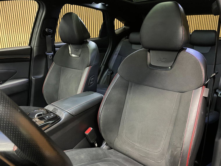 Vehicle Image 37