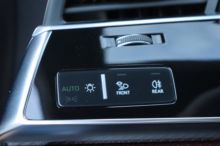 Vehicle Image 36