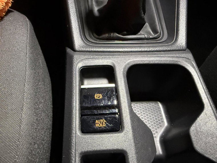Vehicle Image 28