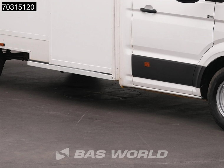 Vehicle Image 35